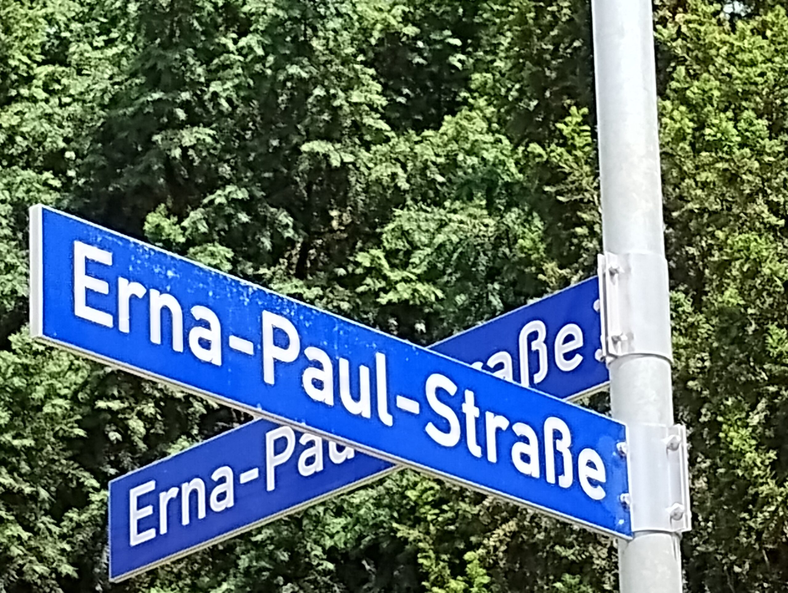 Erna-Paul-Straße Straßenschilder